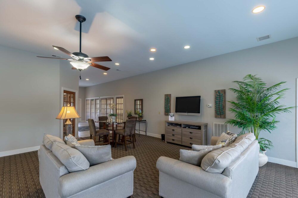 Bailey's Ridge Apartments community photo