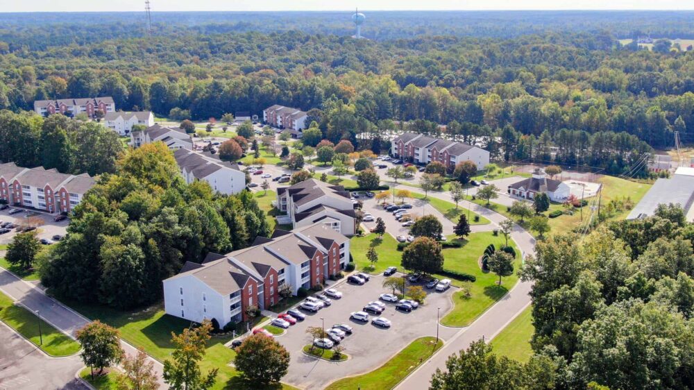 Bailey's Ridge Apartments aerial view